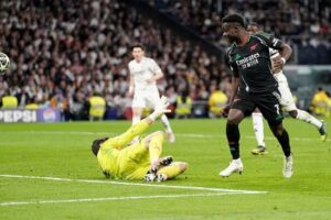 أرسنال يكرر فوزه على ريال مدريد ويقصيه من دوري الأبطال