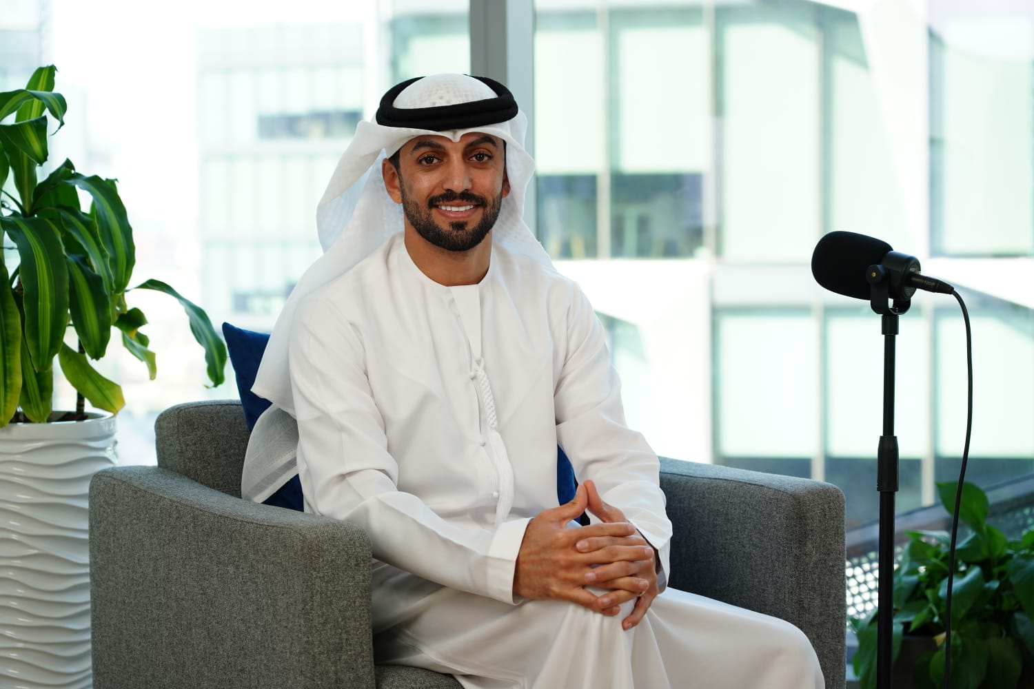 Read more about the article بيوت: مئات المواطنين المستفيدين من باقات موقع “بيوت” المجانية للوسطاء المنتسبين لبرنامج دبي للوسيط العقاري الصادر عن دائرة الأراضي والأملاك في دبي، منذ إطلاقها