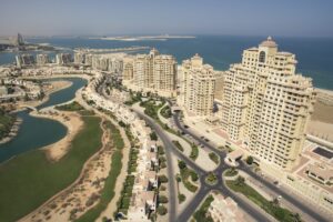 رأس الخيمة تشهد طفرة عقارية… فهل لا تزال نافذة الاستثمار مفتوحة؟