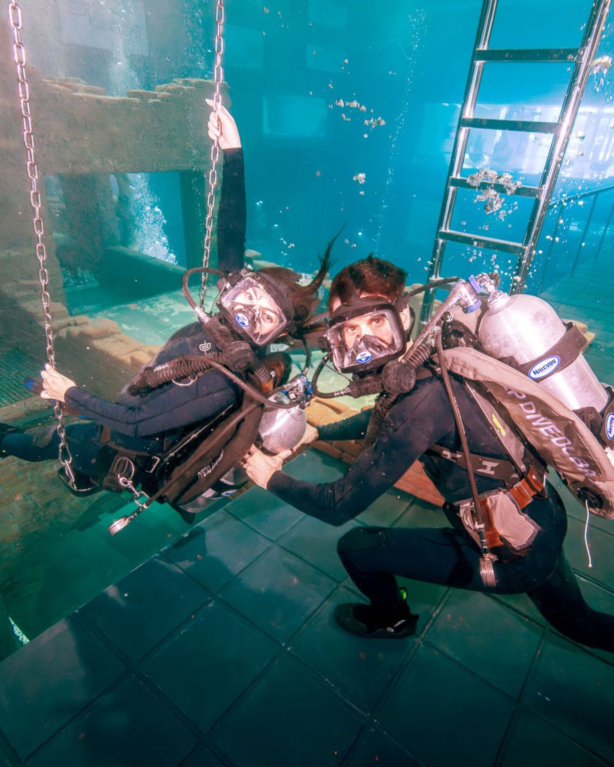 Read more about the article سانكن سيتي ووك في ديب دايف دبي.. تجربة مغامرة جديدة كلياً تحت الماء