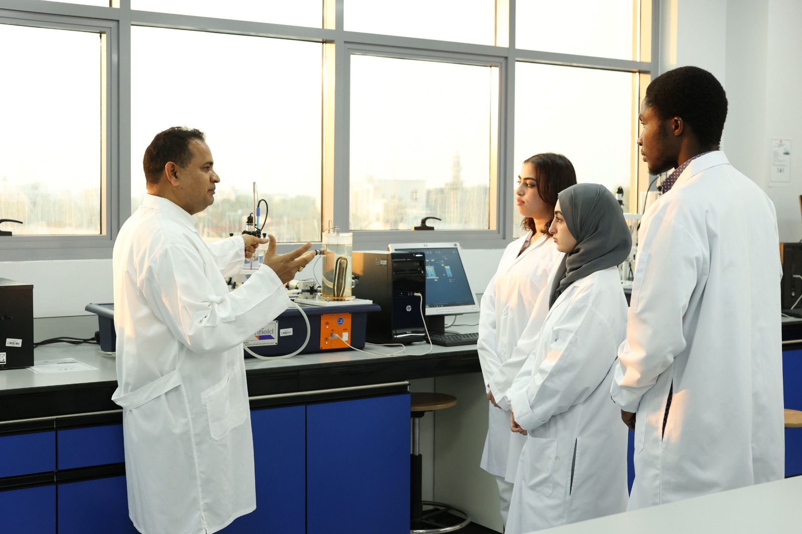 You are currently viewing الشهادات الهندسية تحتل مكانة عالية في قائمة أولويات الطلاب في الإمارات