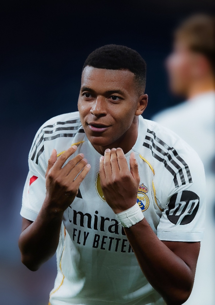 You are currently viewing انجازات كليان امبامي مع المنتخب الفرنسي