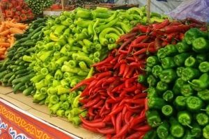 بعد تحريك سعر السولار.. أسعار الخضروات والفاكهة اليوم السبت بسوق العبور