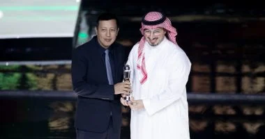 You are currently viewing الاتحاد السعودي لكرة القدم يتوّج بجائزة أفضل اتحاد وطني في آسيا (الفئة البلاتينية)
