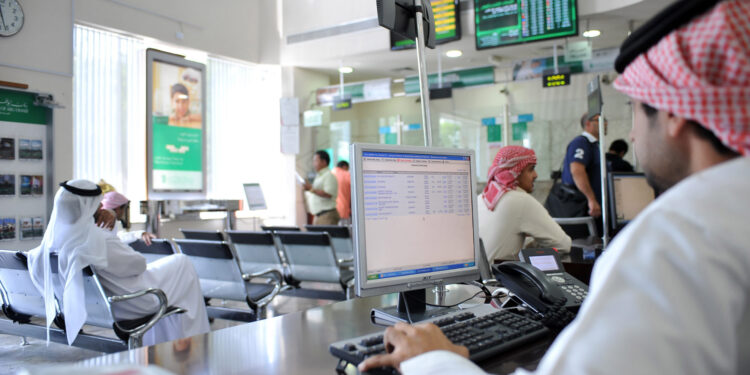 You are currently viewing السعودية تفوق 6.4 مليار دولار بالربع الثالث