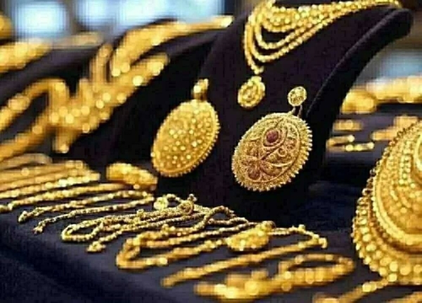 You are currently viewing عيار 21 بعد الانخفاض الكبير.. سعر الذهب اليوم الأربعاء 19 نوفمبر 2025 في الصاغة