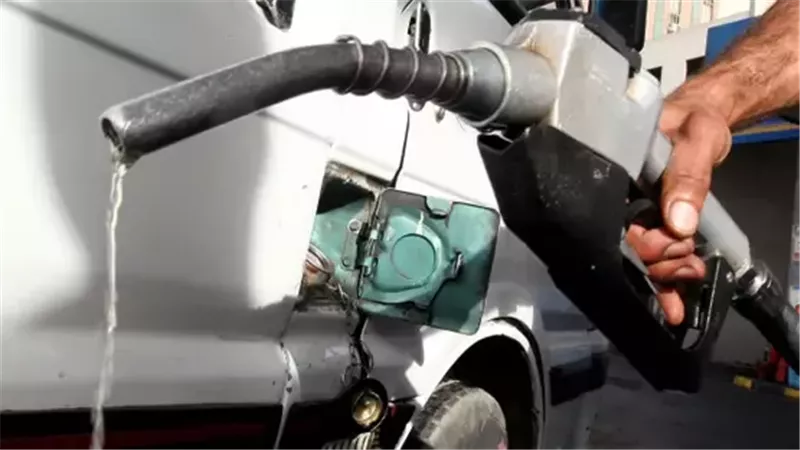 You are currently viewing أسعار البنزين اليوم 21 نوفمبر 2025 في محطات الوقود بالمحافظات