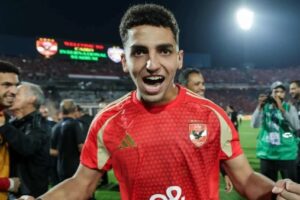 الأهلي يحسم الجدل حول شروط تجديد عقد أحمد نبيل كوكا