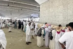 السياحة: الحجاج يقضون أيام التشريق بمخيمات منى وسط متابعة لحظية