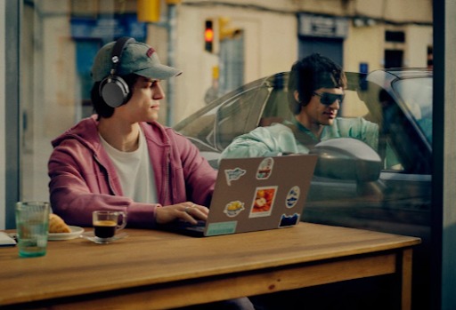 You are currently viewing سماعتا “مومنتم 5 وايرليس”، و”مومنتم ترو وايرليس 5” تصلان إلى السوق الإماراتي